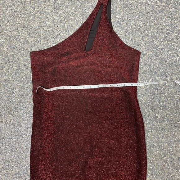Red Floor Length One Shoulder Dress with Shimmer and Side Slit, XL - Picture 2 of 6